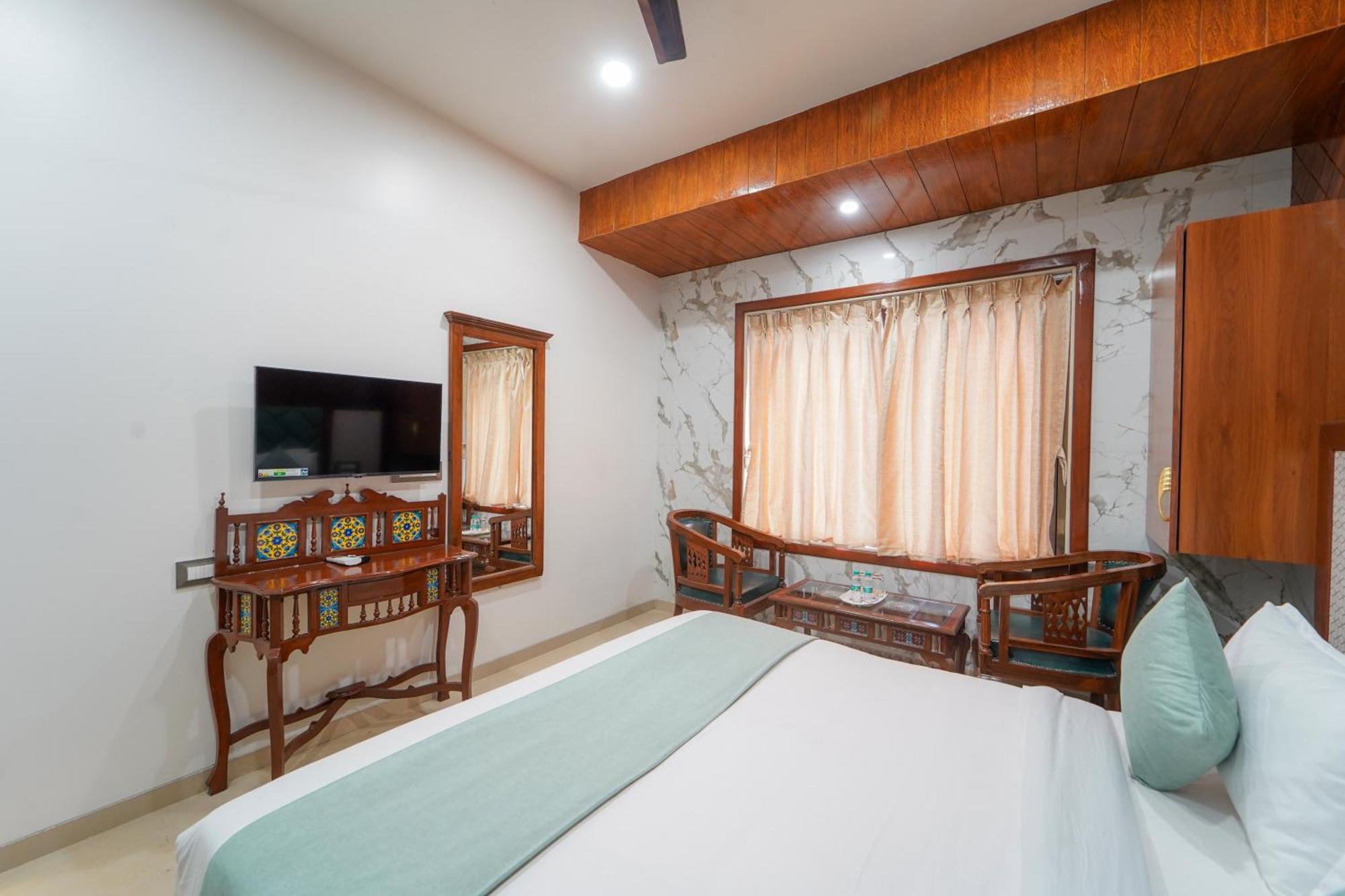 Hotel Bright Star Mahābaleshwar Exterior foto